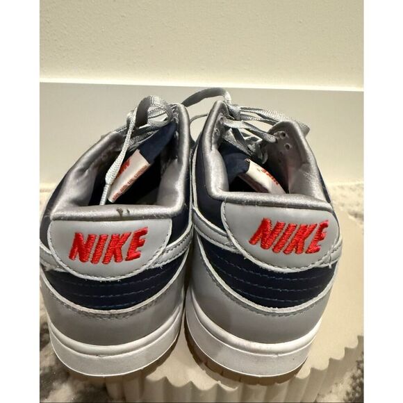Nike Men\'s SB Dunk Low Retro Athletic Sneakers Black and Gray Size 9 main image 13
